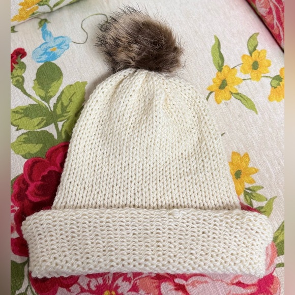 Hand Crafted Accessories - Handmade Hand Crafted Knit Wool Slouchy Hat with Fur Pompom Cream